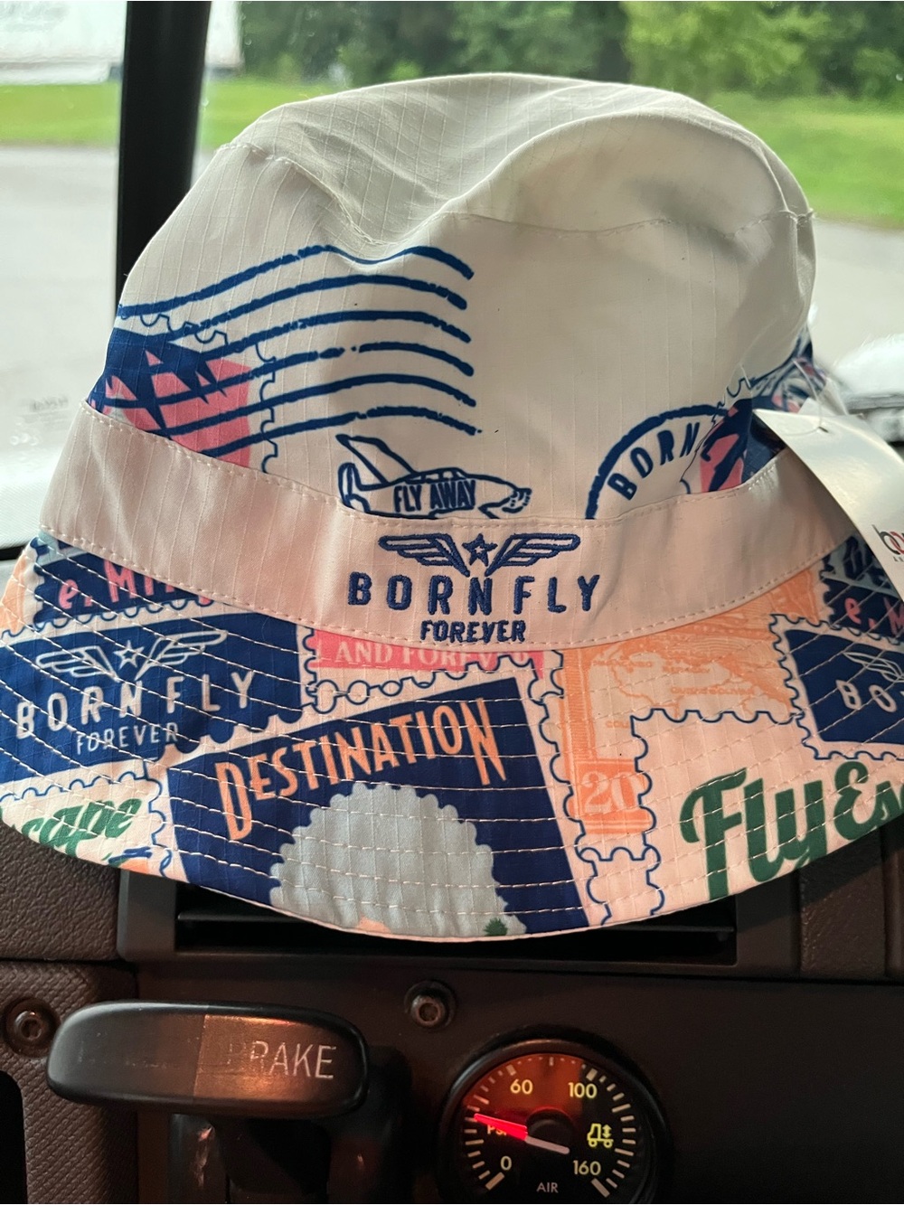 NWT Born Fly Bucket Hat Destination Graphics